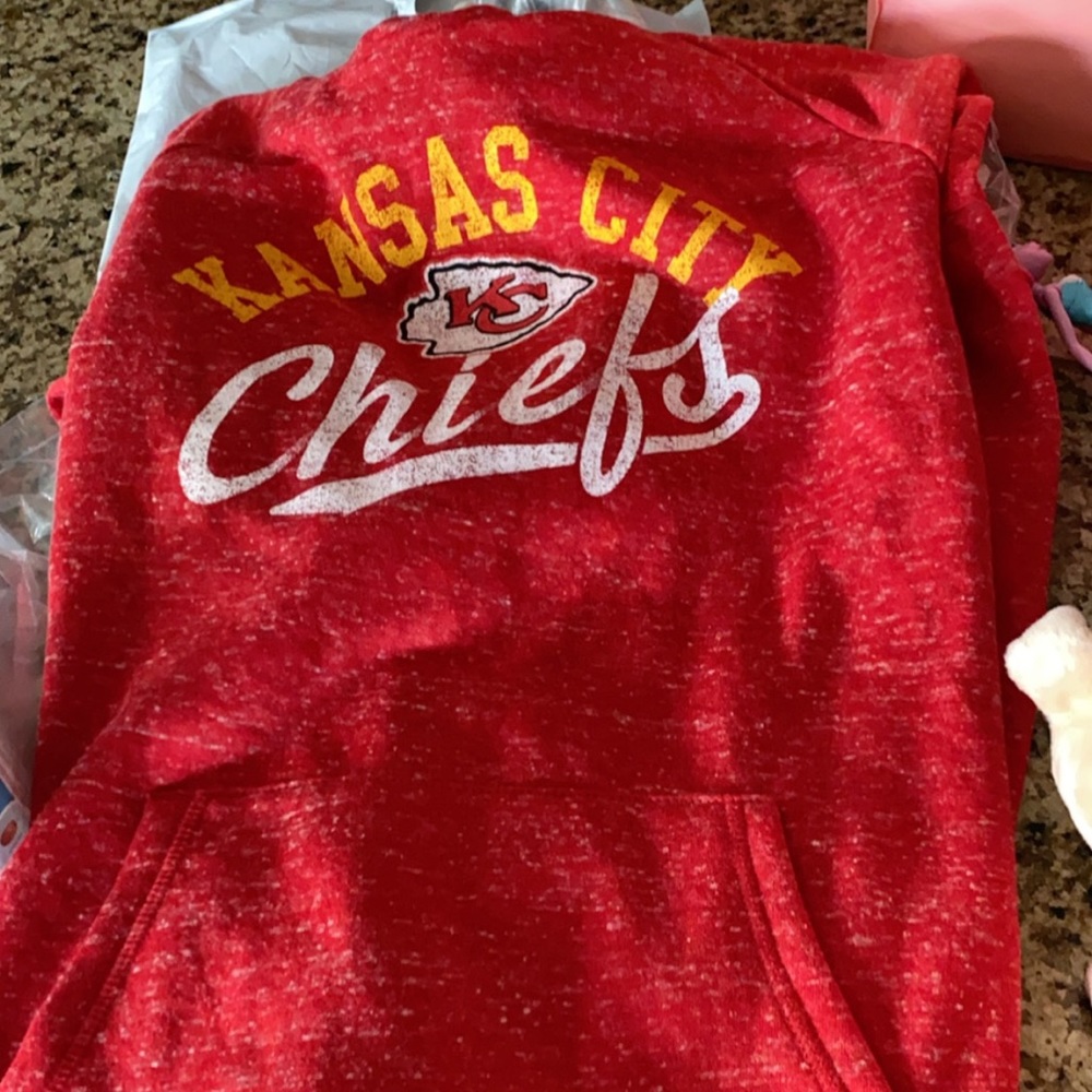 Women’s Chiefs Hoodie